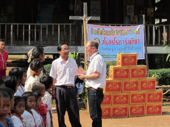 Mae Song Noi La remise des batteries