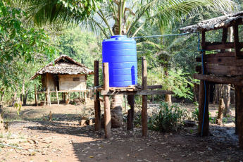 Filtre à eau à Maeb Song Noi Thailande